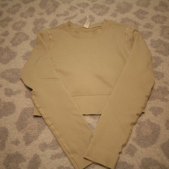 DSG Women's Cropped Workout Top, Size Small, Cream - Picture 2 of 3